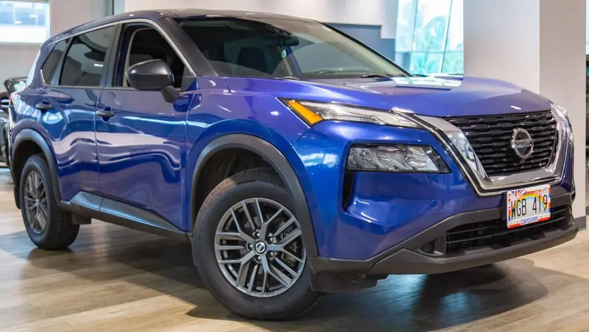 2021 Nissan Rogue S from the Island Luxe fleet on Oʻahu