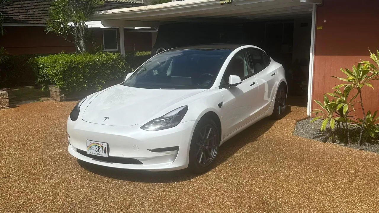 2021 Tesla Model 3 Standard Range Plus from the Island Luxe fleet on Oʻahu