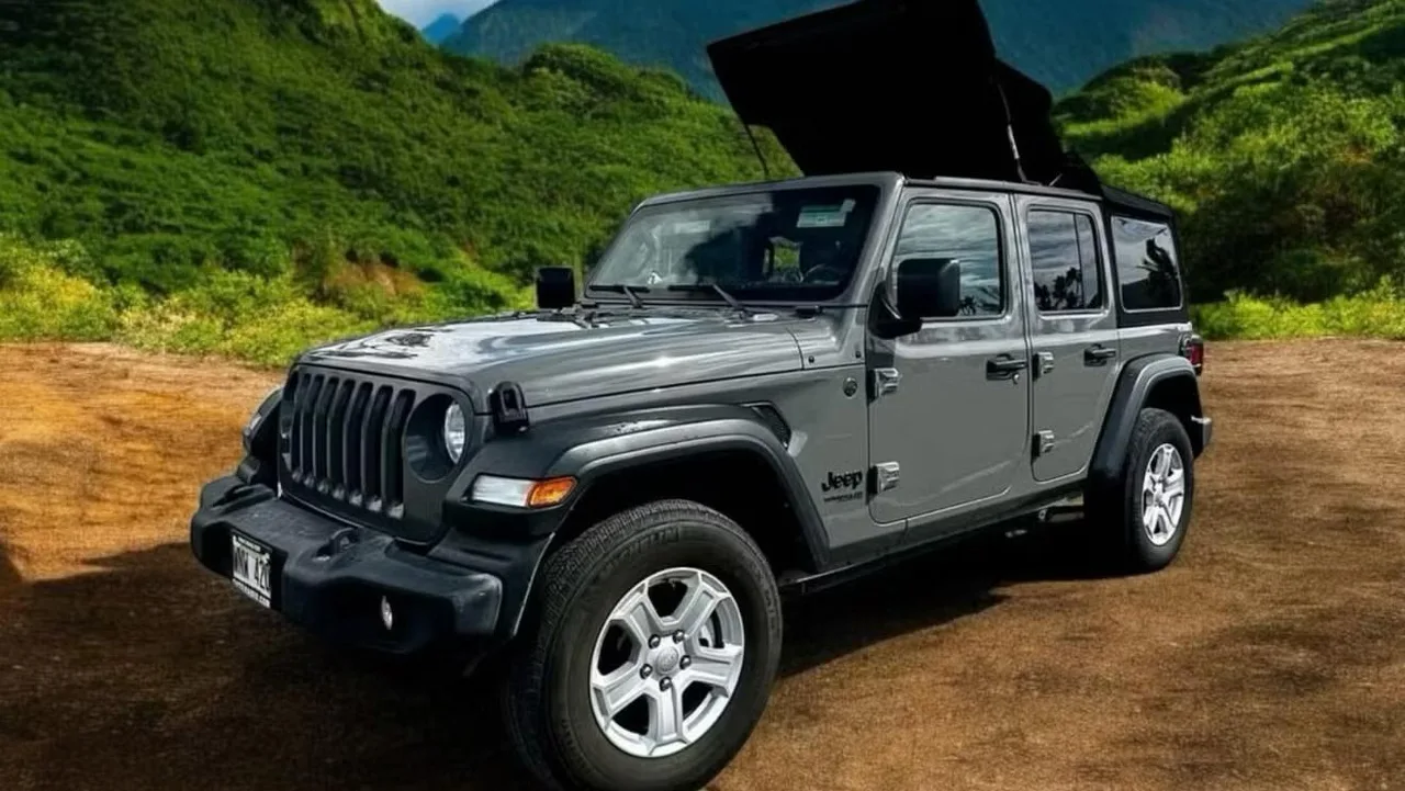 2022 Jeep Wrangler Unlimited Sport S from the Island Luxe fleet on Oʻahu